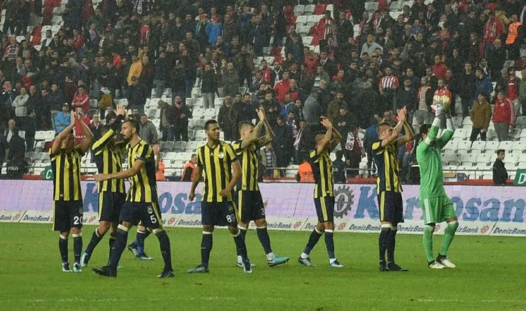 Ahmet Çakar: Fenerbahçe hala yeterli değil