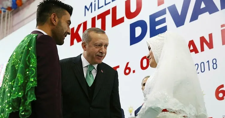 Gelin ve damat Cumhurbaşkanı Erdoğan’ı görmeye geldi