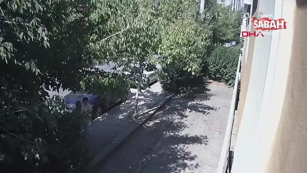 Baba ve kızının bıçaklanarak öldürüldüğü komşu kavgası kamerada | Video