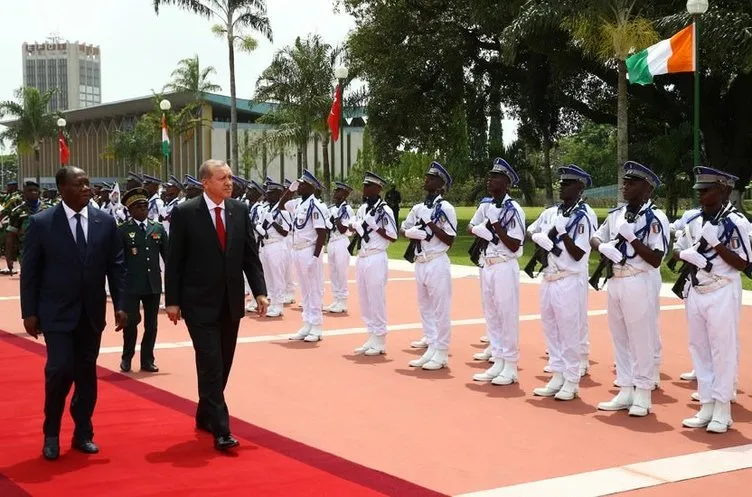 Cumhurbaşkanı Erdoğan, Fildişi Sahili Başkanlık Sarayı’nda