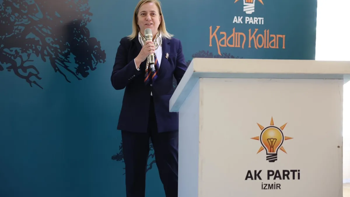 Emel Dalkıran: “AK Parti kadınların siyasi ve sosyal hayata katılımında devrim yapmış bir partidir” Emel Dalkıran: “AK Parti kadınların siyasi ve sosyal hayata katılımında devrim yapmış bir partidir”