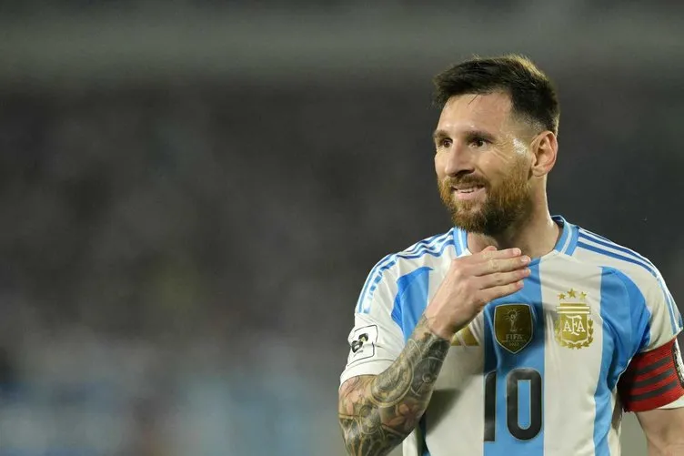 Messi’nin yeni takımını duyurdular! Dünya yıldızı görüşmelere başladı...