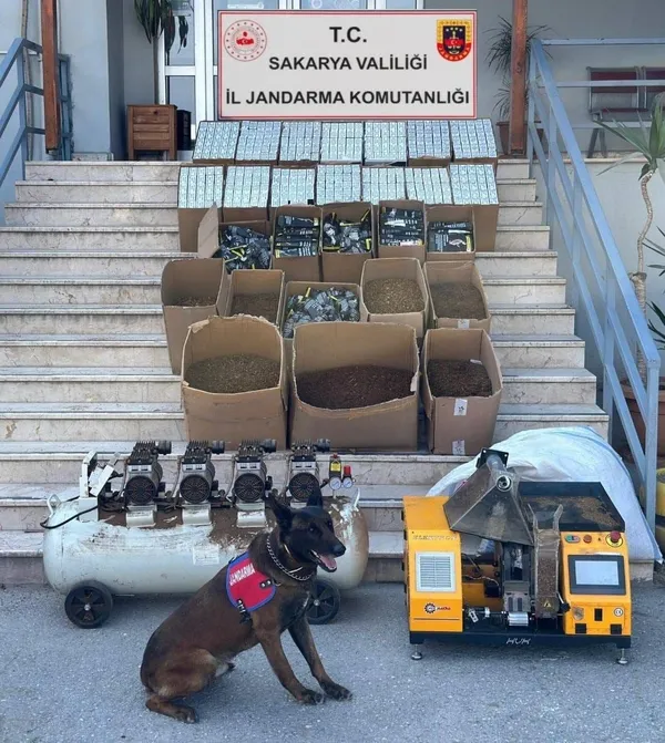 uc-ilcede-kacakcilik-operasyonu-binlerce-makaron-ve-tutun-ele-gecirildi-1777465449349.jpg