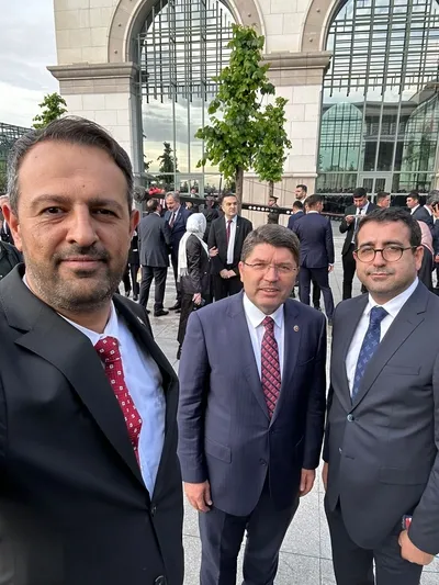 adalet-bakani-yilmaz-tunca-sabahtan-tebrik-1685820873592.jpg