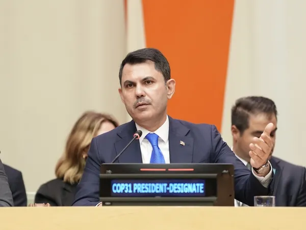 bakan-kurumdan-cop31-oncesi-enerji-donusumu-mesaji-yatirimlar-hizlandirilmali-1790152460066.jpg
