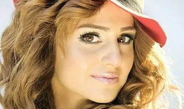 Azeri kızı Günel estetiğe doymuyor!