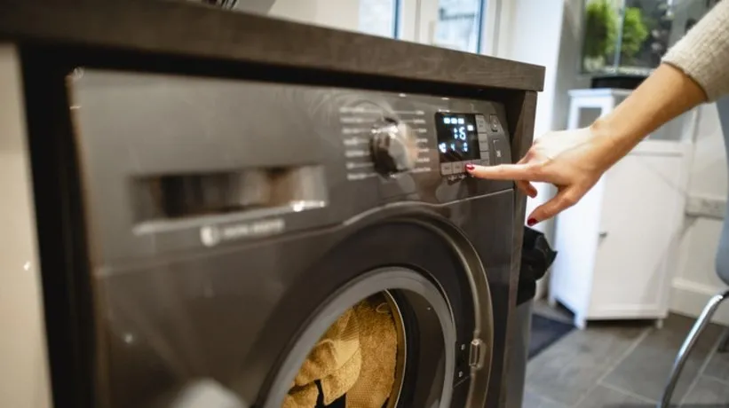 Çamaşır makinesi performansını katbekat artıracak formül! Çamaşırlarınız eskisinden temiz olacak...