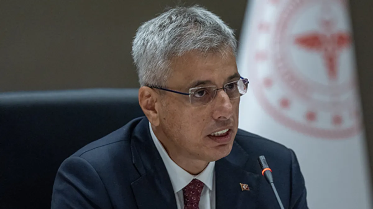 Sağlık Bakanı Memişoğlu, Suriyeli mevkidaşı ile telefonda görüştü! Sağlık Bakanı Memişoğlu, Suriyeli mevkidaşı ile telefonda görüştü!