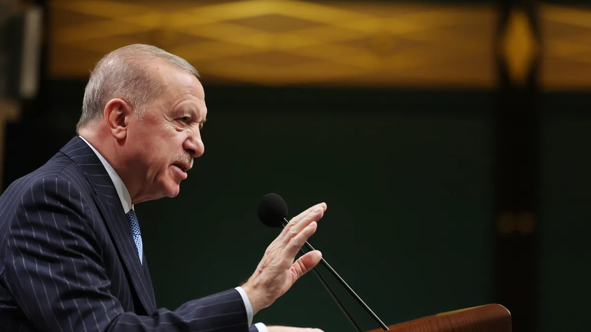 Başkan Erdoğan Kabine’yi topluyor! Masada kritik başlıklar var Başkan Erdoğan Kabine’yi topluyor! Masada kritik başlıklar var