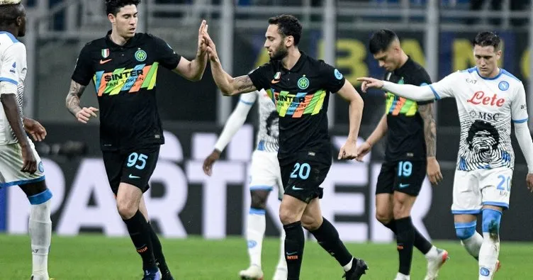 Hakan Çalhanoğlu attı, Inter sahasında lider Napoli’yi devirdi