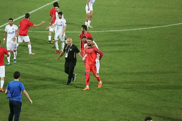 Kasımpaşalı kaleci Ramazan Köse'den alkış toplayan hareket