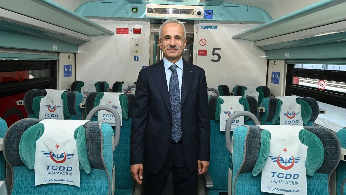 Eskişehir-İstanbul YHT hattı 12 yıldır hizmette Eskişehir-İstanbul YHT hattı 12 yıldır hizmette