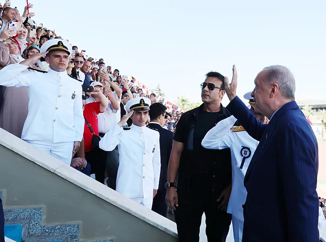 son-dakika-baskan-erdogan-turk-donanmasi-cok-farkli-bir-lige-yukselecek-1725112622488.jpeg
