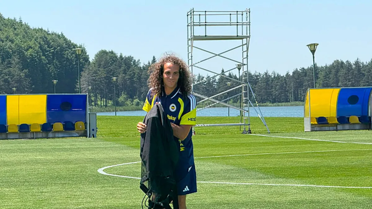Fenerbahçeli Guendouzi'den İsmail Kartal sözleri: "Güveniyoruz ve inanıyoruz" Fenerbahçeli Guendouzi'den İsmail Kartal sözleri: "Güveniyoruz ve inanıyoruz"