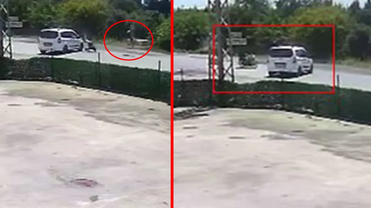 Hatay'da hafif ticari araca çarpan motosikletin kaza anı