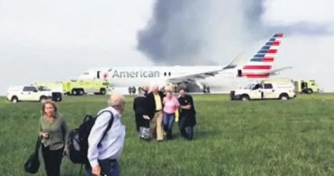 ABD’de yolcu uçağı alev alev yandı