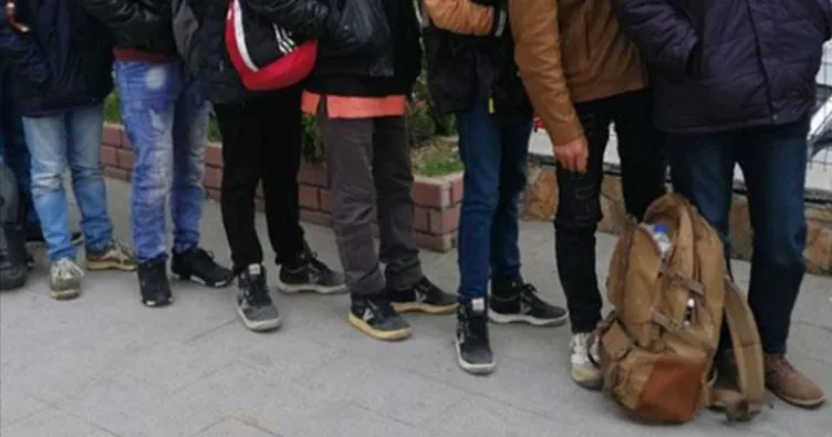 Düzensiz 31 göçmen sınır dışı edildi