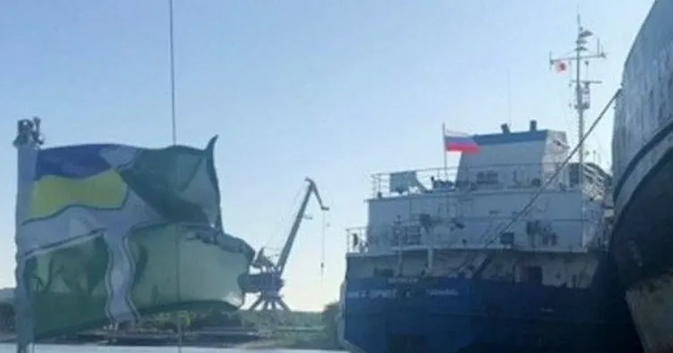 Ukrayna Rus tankerini alıkoydu, mürettebatı serbest bıraktı