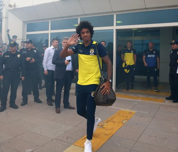 Brezilyalı efsane Fenerbahçeli Gustavo’yu kendi takımına istiyor!