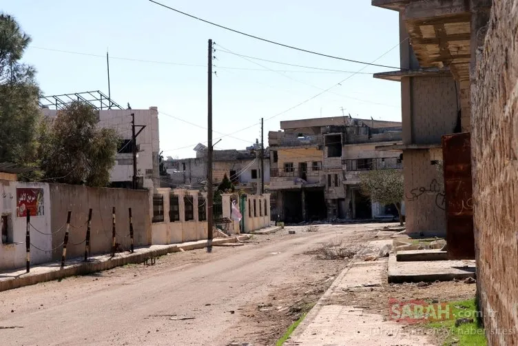 Suriye’de koca bir ilçe daha yok oldu! Sermin beldesi, hayalet kente döndü