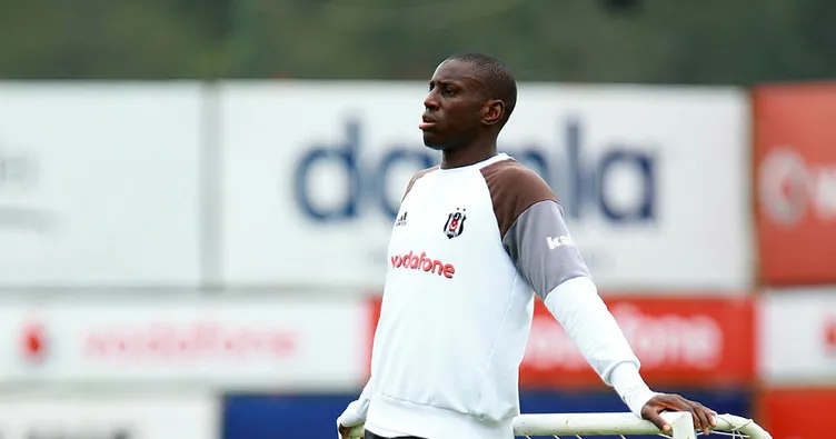Demba Ba Beşiktaş’ı resmen açıkladı