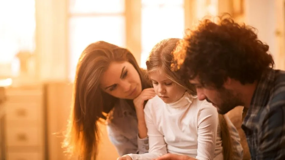 Degersizlik Hissi Cocuklari Etkiliyor Galeri Bebegim Ve Biz