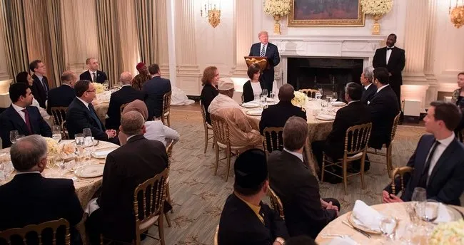 ABD Başkanı Trump’tan Müslümanlara teşekkür: Beyaz Saray’da iftar verdi