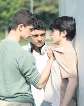 Akran zorbalığı evde başlıyor