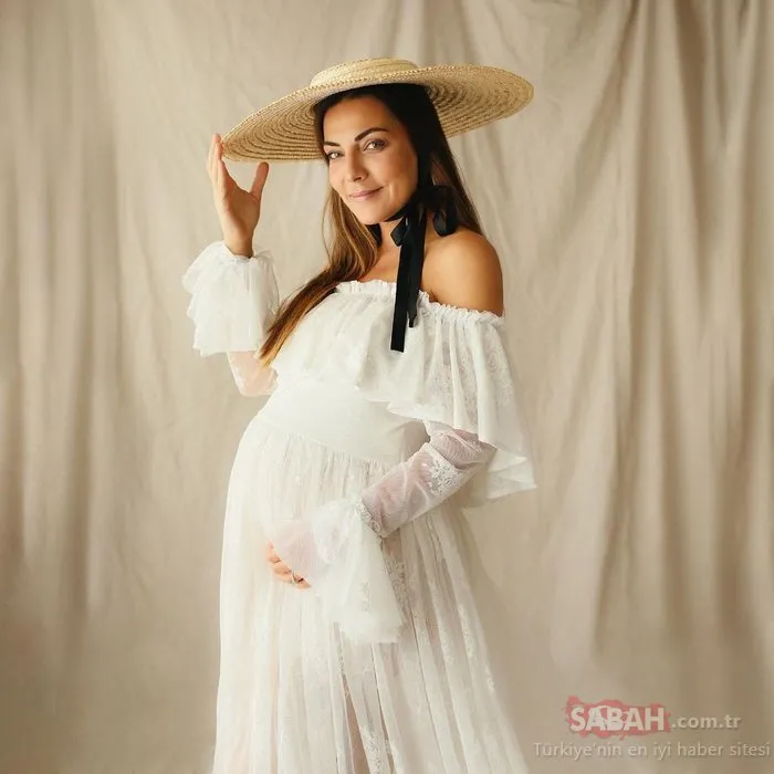 Güzel oyuncu Burcu Kara ile Fırat Parlak’ın ikinci bebekleri Can dünyaya geldi! Sosyal medyadan böyle duyurdu