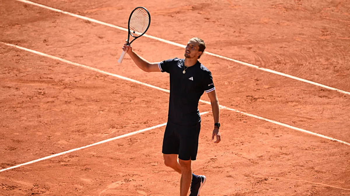 Alexander Zverev Roland Garros finaline yükseldi