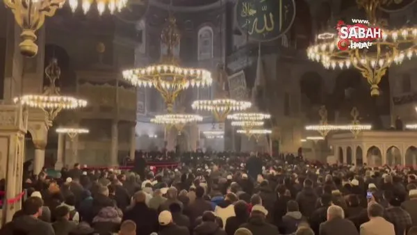 2023 yılının ilk sabah namazını Diyanet İşleri Başkanı Ali Erbaş Ayasofya’yı Kebir Camii’nde kıldırdı | Video