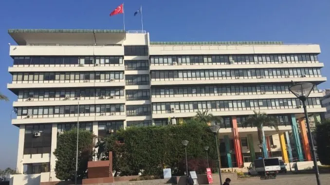İzmir Büyükşehir Belediyesi’nde 1 milyar TL’lik vurgun! Cemil Tugay 103 taşınmazı haraç mezat satıyor