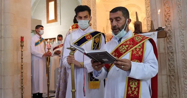 Midyat’ta Süryaniler Paskalya Bayramı kutladı
