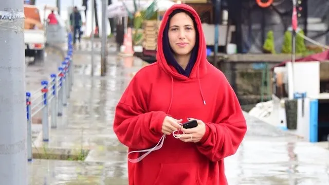 Zehra Çilingiroğlu sevgilisi Eray Ölçüm ile ilk kez görüntülendi