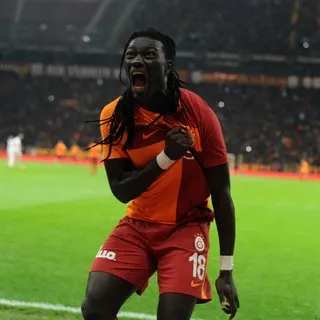 Bafetimbi Gomis'ten Galatasaray'a geri dönüş sinyali