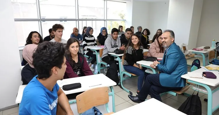 Bursa Büyükşehir Belediyesi’nde burs başvuruları başlıyor