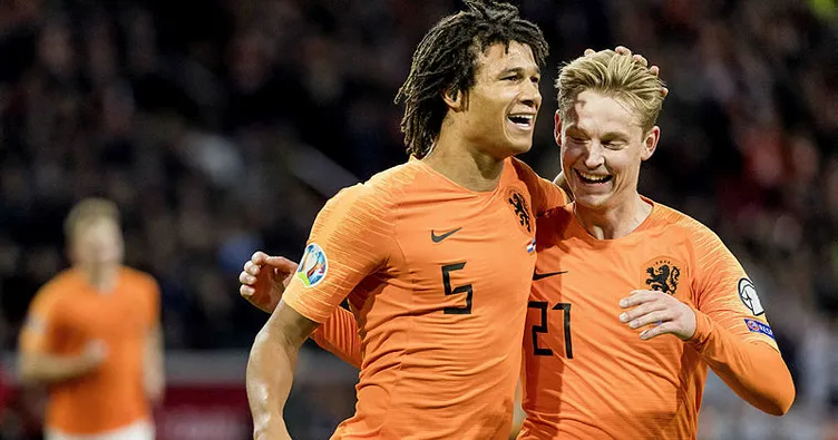 Hollanda 5 - 0 Estonya MAÇ SONUCU