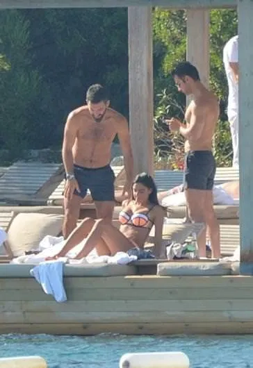 Arda Turan ile Aslıhan Doğan'ın romantik tatili