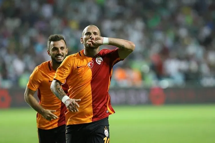 Sneijder, Fenerbahçe’ye bile transfer olabilir!