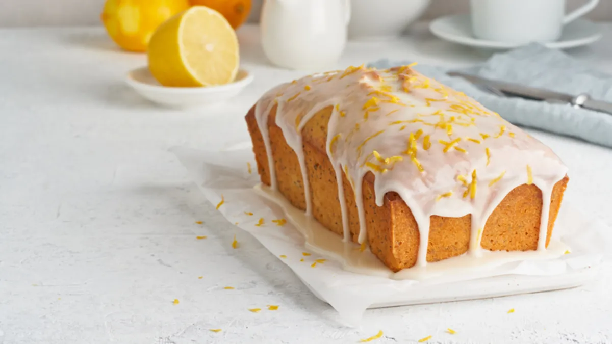 Öyle bir sos hazırladık ki… Bu "limonlu kek" ezberleri bozmaya geliyor!