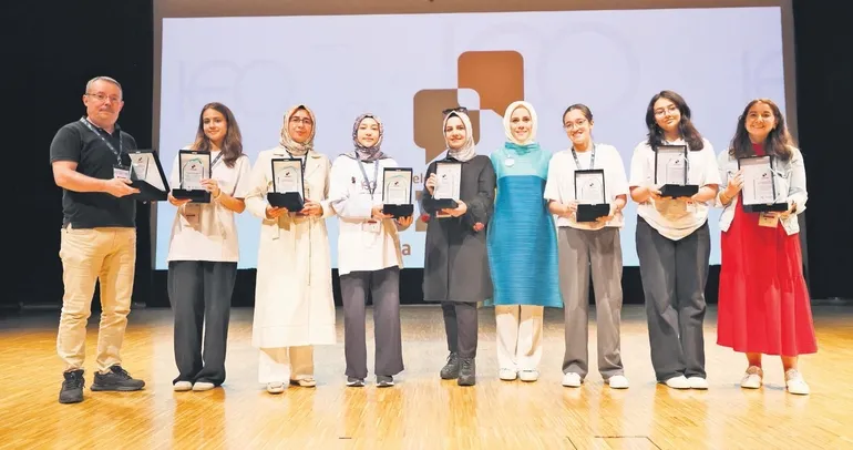 Entelektüel final gururu oyunlarında