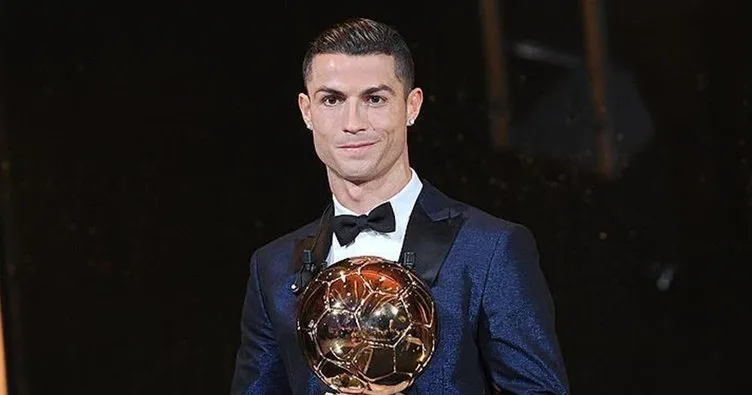 Cristiano Ronaldo’un 5 Ballon d’Or ödülünden biri satıldı