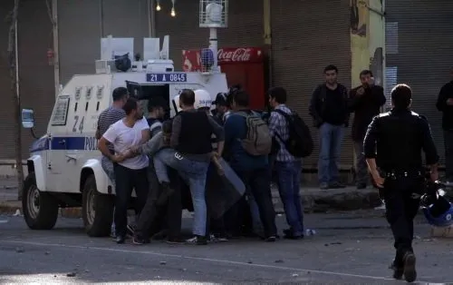 Diyarbakır’da olaylar çıktı