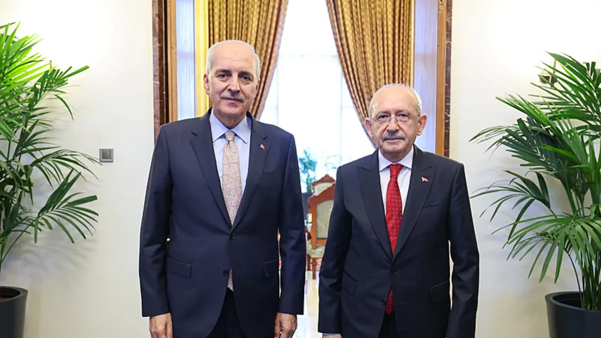 TBMM Başkanı Kurtulmuş, Kılıçdaroğlu ile bir araya geldi! TBMM Başkanı Kurtulmuş, Kılıçdaroğlu ile bir araya geldi!