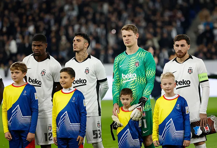 canli-hoffenheim-besiktas-maci-karsilasmada-ilk-yari-oynaniyor-1792092236630.jpeg