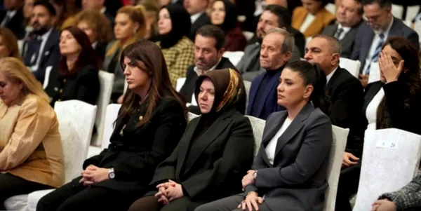 istanbulun-cocuklari-vakfi-icin-13-proje-uretildi-vali-gul-ne-turkiye-birincisi-olan-ne-de-okuldan-kopan-cocuk-1740679255123.jpg