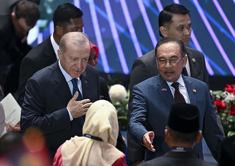 Malezya Başbakanı’ndan Başkan Erdoğan’a övgü dolu sözler: Sınırların ötesinde bir lidersiniz!