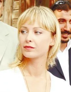 Ayşegül Yıldız