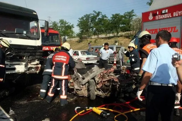 Avcılar'da trafik kazası: 5 ölü