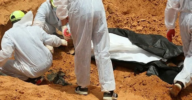 Libya’nın Terhune kentindeki toplu mezarlardan 48 ceset çıkarıldı
